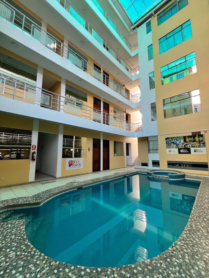 Hotel Boca Ratón - Piscina y servicio excelente en Tarapoto